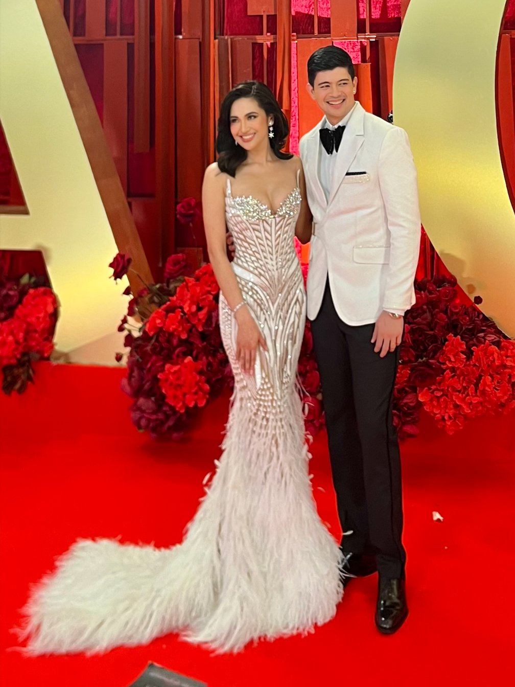 JULIE Anne San Jose and Rayver Cruz.